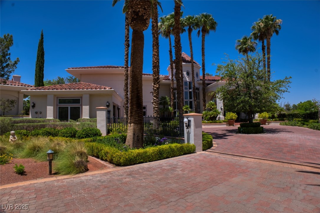 66 Innisbrook Avenue Las Vegas, NV 89113 - Photo 53 of 72