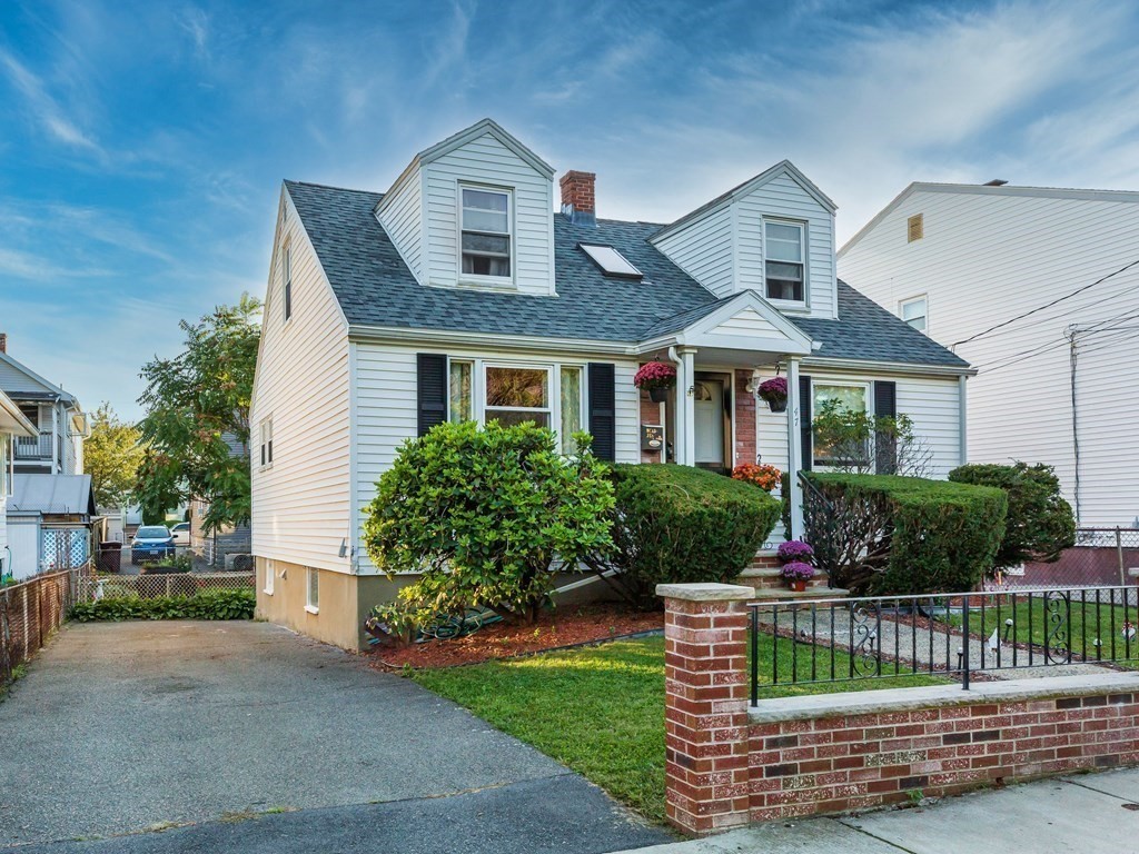 47 Winthrop Road Everett, MA 02149 - Photo 3 of 26 Gallery Image 3