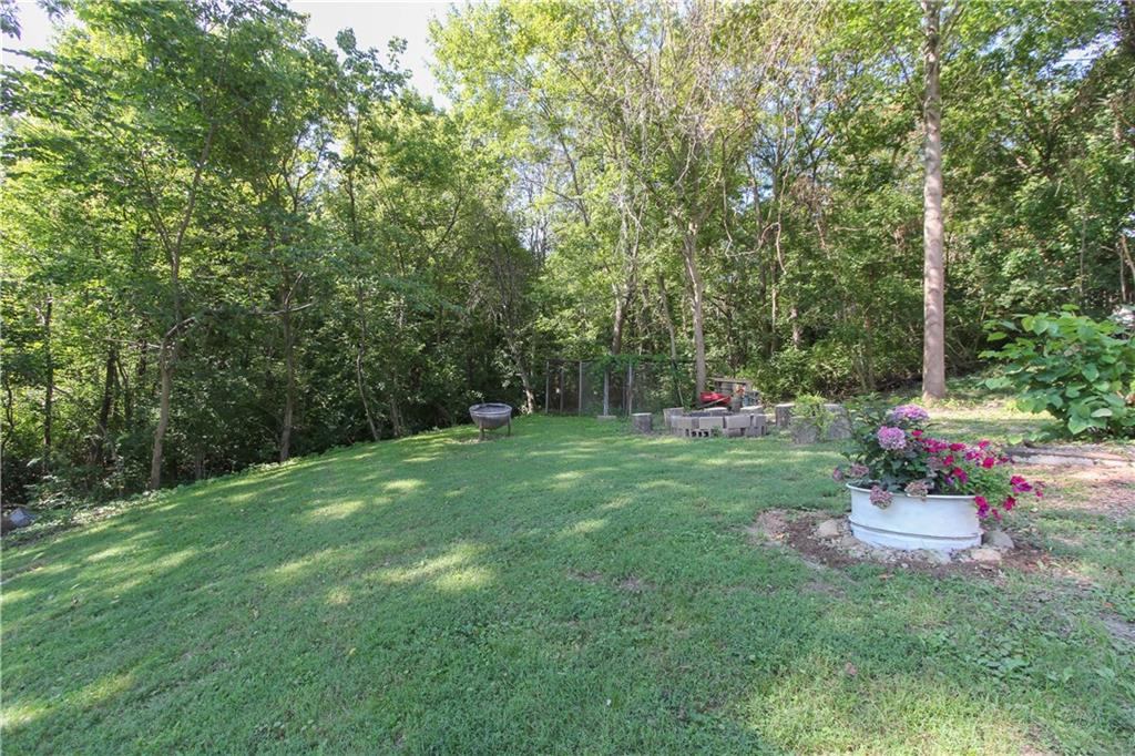 7863 Fall Creek Road Indianapolis, IN 46256 - Photo 17 of 19 Gallery Image 17