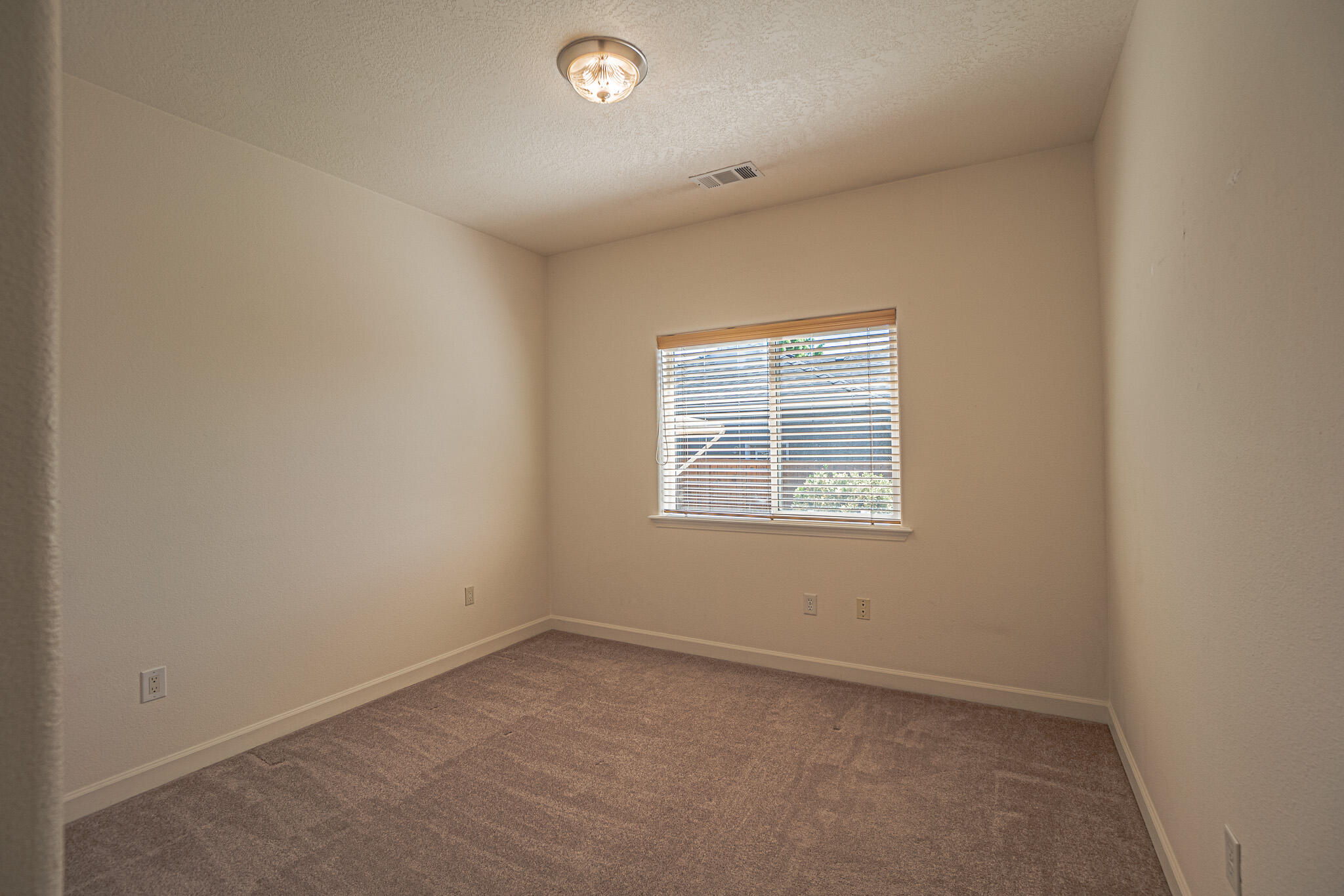 160 Keystone Way Eagle Point, OR 97524 - Photo 18 of 39