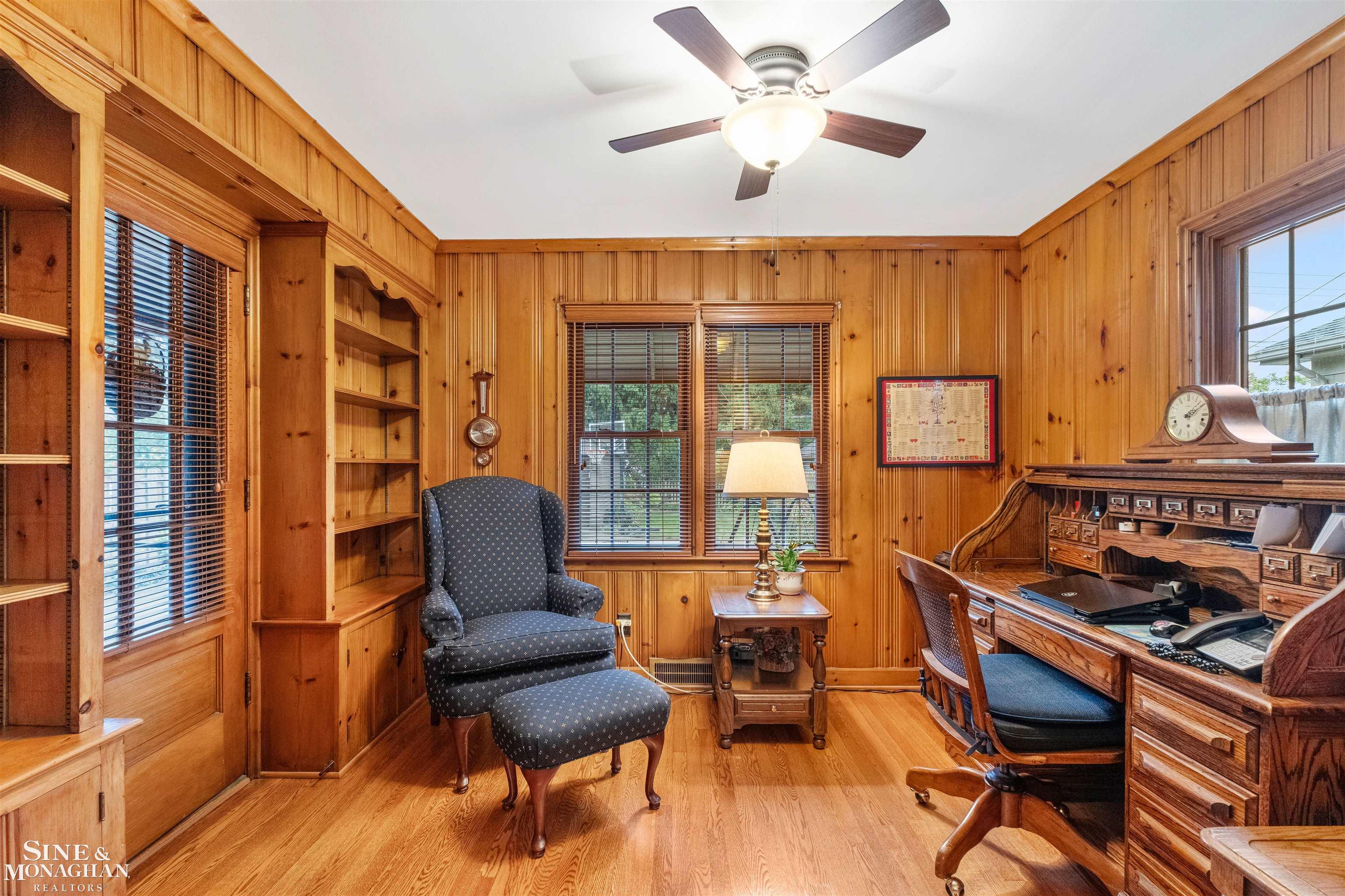 273 Moran Road Grosse Pointe, MI 48236 - Photo 29 of 57 50191215-af91028c-3e06-481d-b213-1fa15a1779f1.JPG