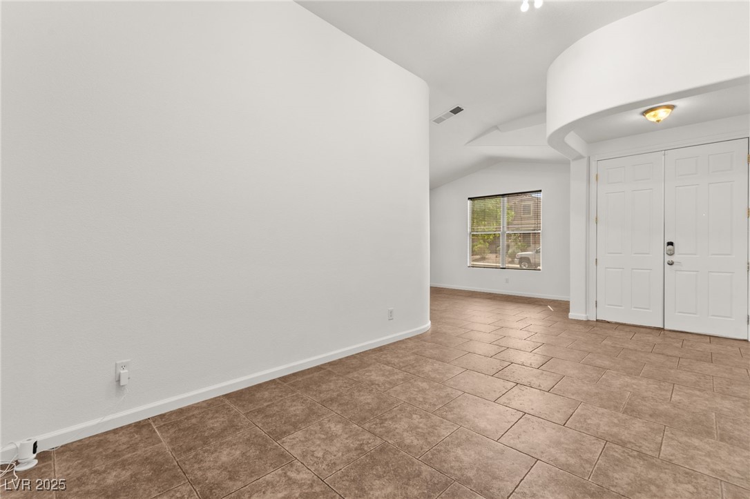 820 Wintersweet Road Henderson, NV 89015 - Photo 10 of 58 Gallery Image 10