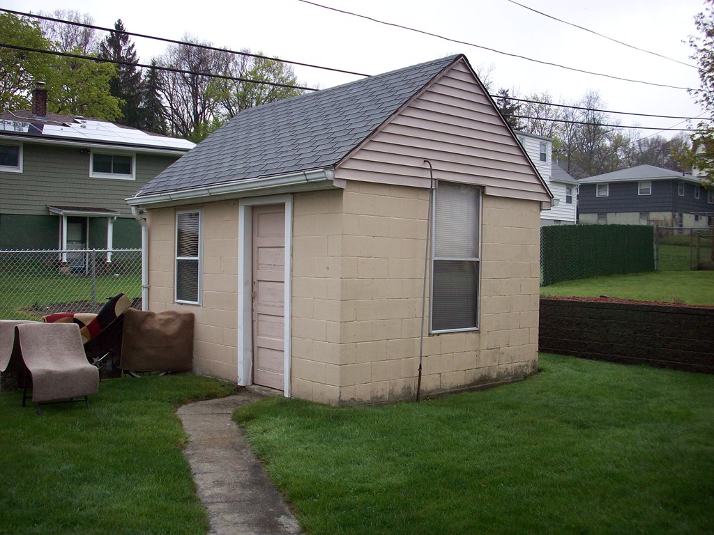17 Superior Road Worcester, MA 01604 - Photo 5 of 9 Gallery Image 5