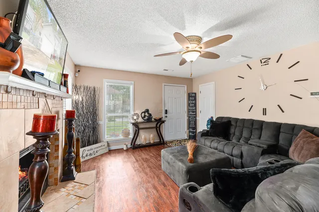 $305,000 | 104 Nottingham Court, Summerville, SC 29485