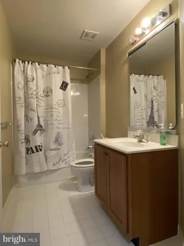 $3,600 | 22560 Scattersville Gap Terrace, Ashburn, VA 20148