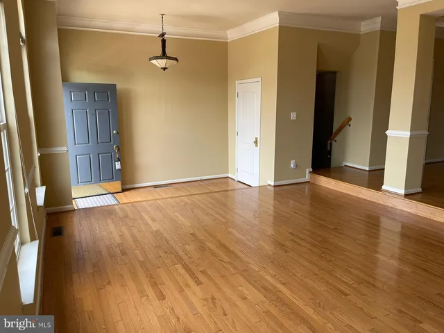 $3,600 | 22560 Scattersville Gap Terrace, Ashburn, VA 20148