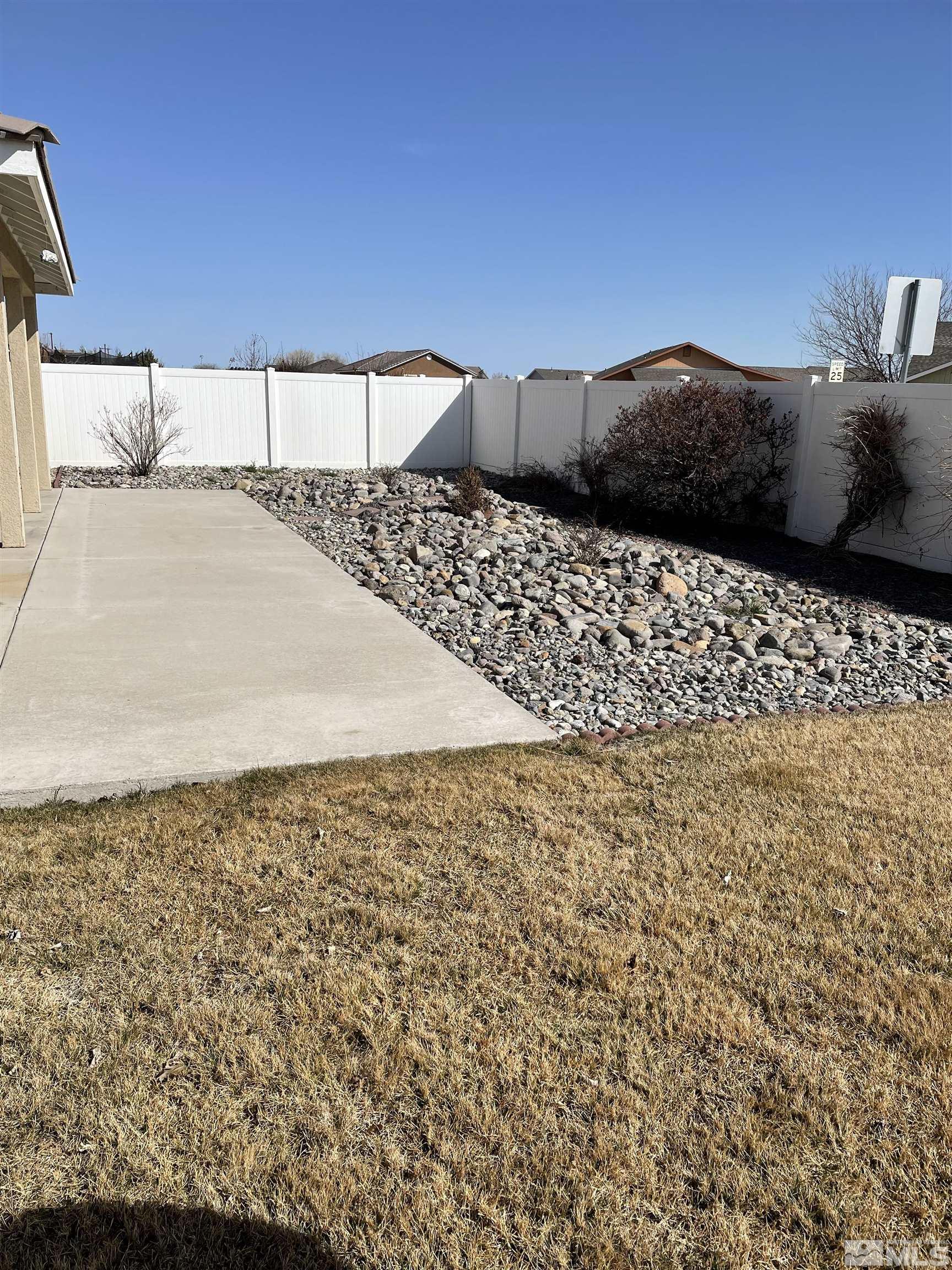 608 Timber Way Fallon, NV 89406 - Photo 4 of 24 Photo 4