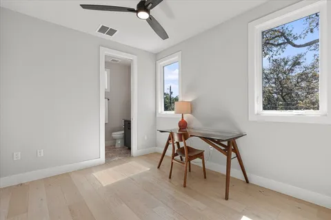 $600,000 | 3602 Pennsylvania Avenue, Unit 2, Austin, TX 78721