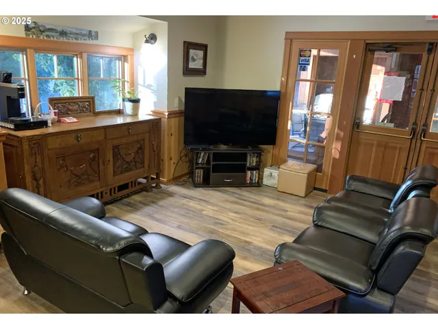 $65,000 | 54432 McKenzie Highway, Unit 38, Blue River, OR 97413