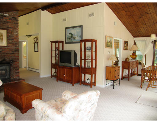 100 Ridge Road Northborough, MA 01532 - Photo 9 of 30 Gallery Image 9