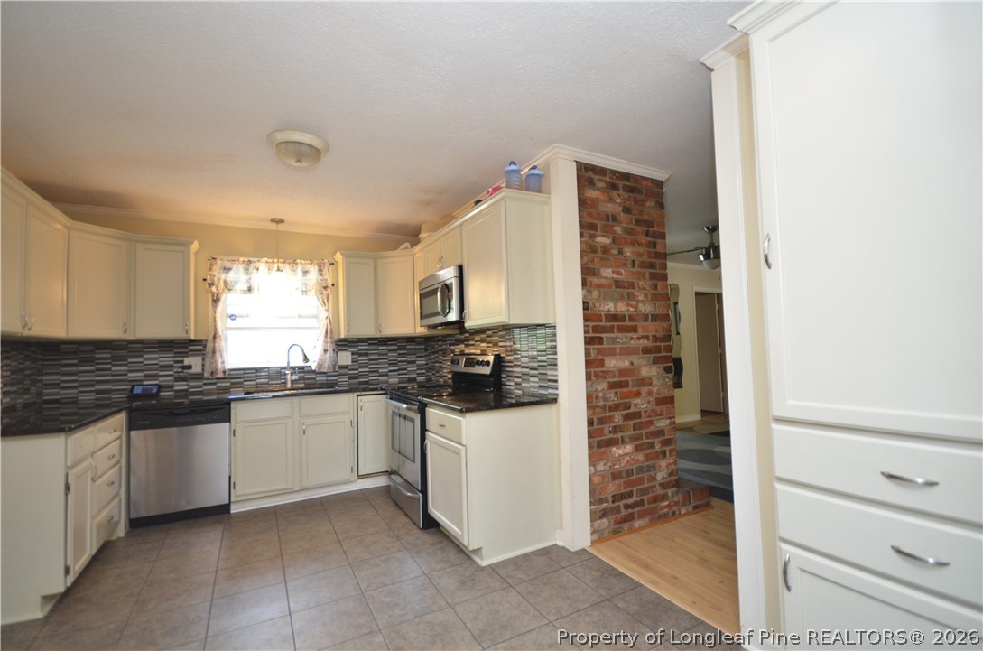 6432 Milford Road Fayetteville, NC 28303 - Photo 13 of 50