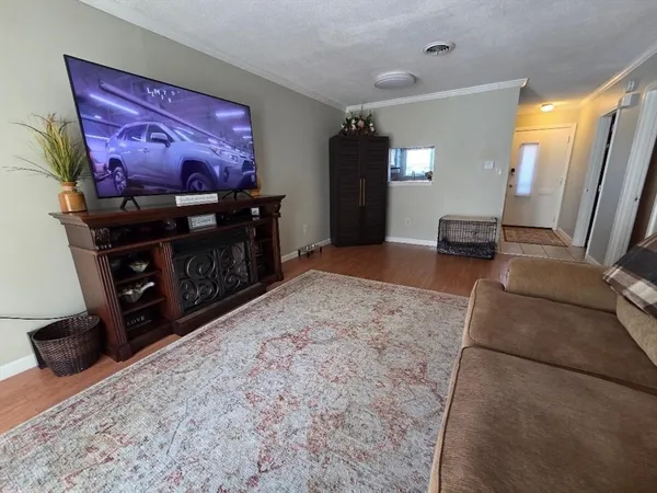 $324,900 | 1 Markham Circle, Unit D, Ayer, MA 01432