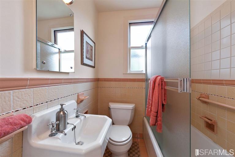 653 Marina Boulevard San Francisco, CA 94123 - Photo 16 of 31