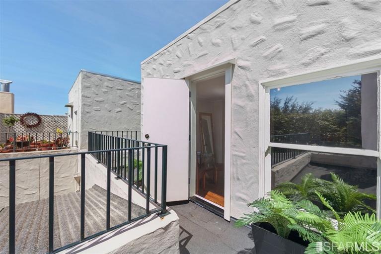 653 Marina Boulevard San Francisco, CA 94123 - Photo 24 of 31