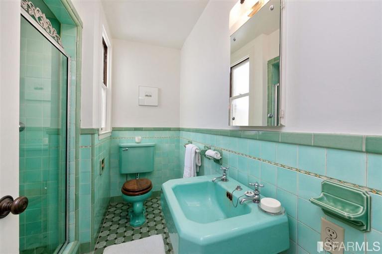 653 Marina Boulevard San Francisco, CA 94123 - Photo 25 of 31