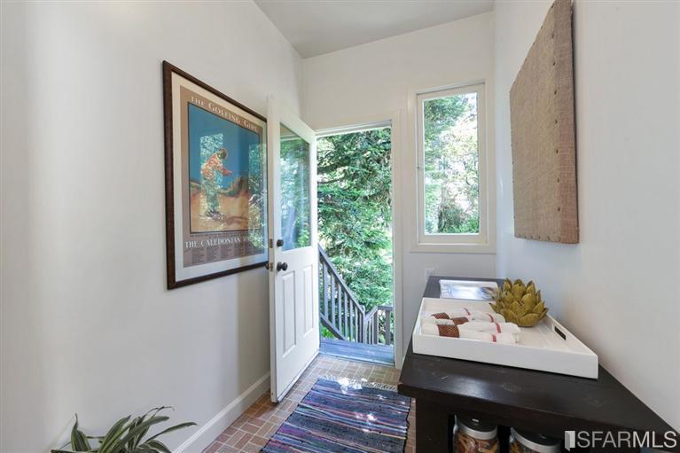 653 Marina Boulevard San Francisco, CA 94123 - Photo 10 of 31