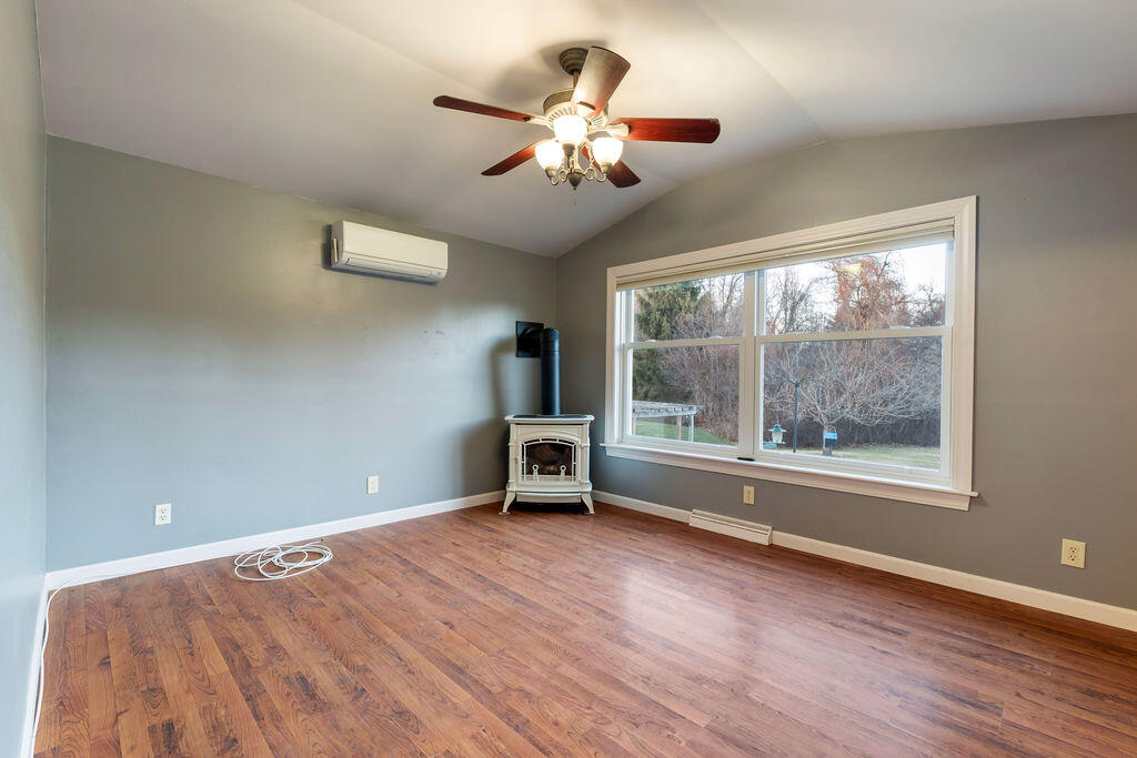 299 Haley Road Kittery, ME 03904 - Photo 13 of 33 DSC05420