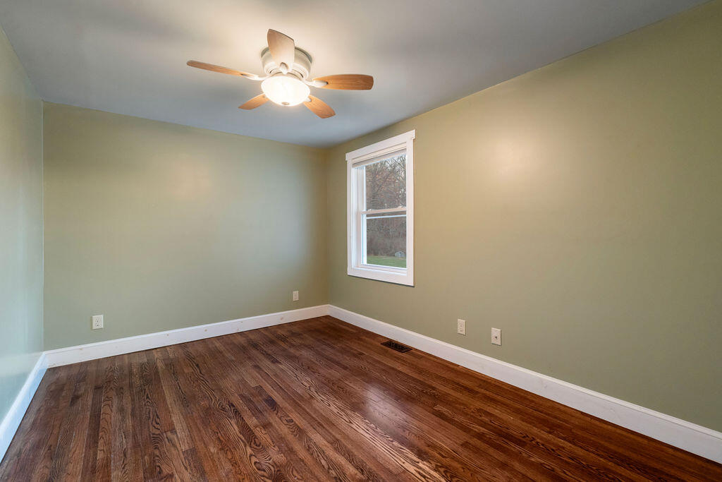 299 Haley Road Kittery, ME 03904 - Photo 17 of 33 DSC05423