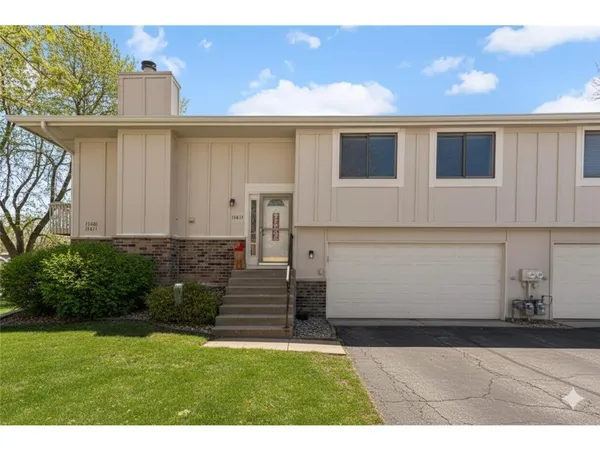 $265,000 | 13611 86th Avenue North, Maple Grove, MN 55369