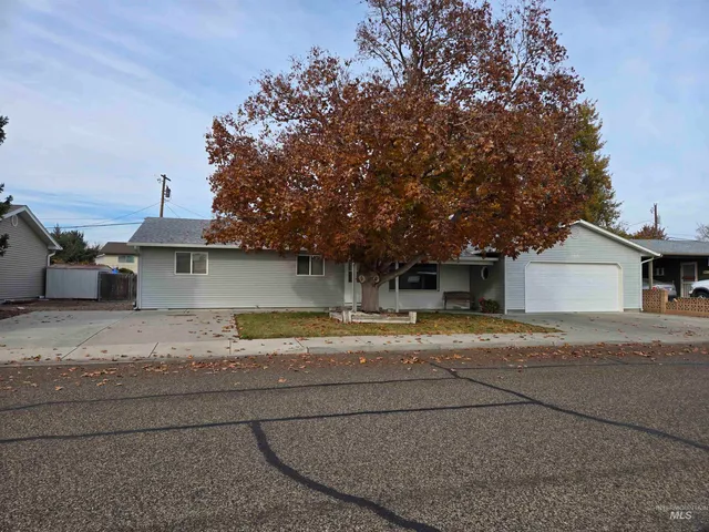 $389,500 | 1203 Sears Drive, Ontario, OR 97914