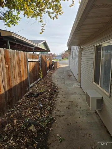 $389,500 | 1203 Sears Drive, Ontario, OR 97914