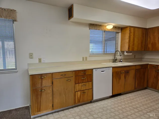 $389,500 | 1203 Sears Drive, Ontario, OR 97914