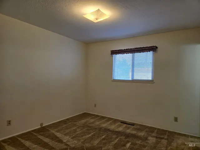 $389,500 | 1203 Sears Drive, Ontario, OR 97914