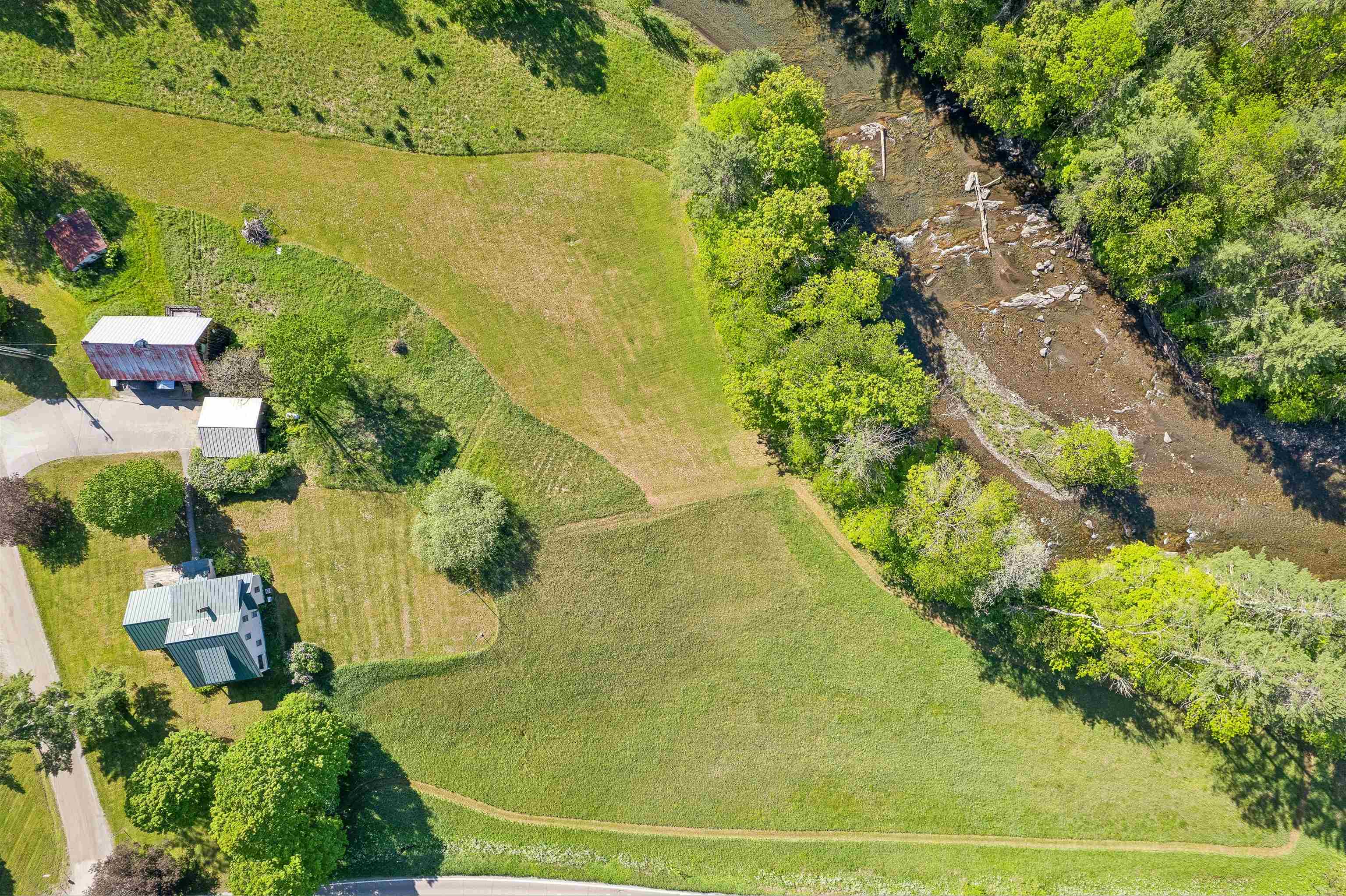 4 Larkin Road Tunbridge, VT 05077 - Photo 10 of 24