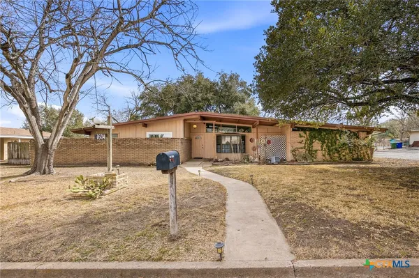 $199,000 | 1604 Gardien Street, Gonzales, TX 78629