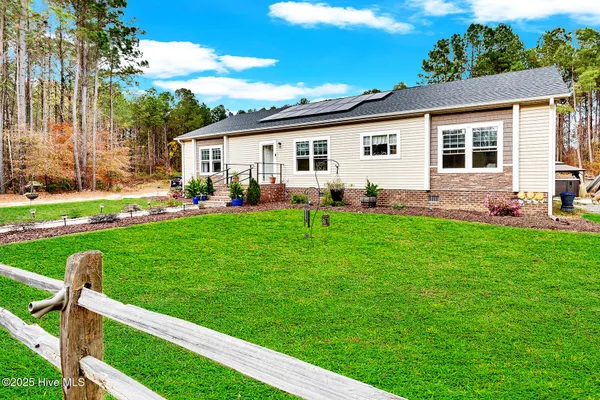 $399,999 | 2122 State Road 1415, Greenville, NC 27834