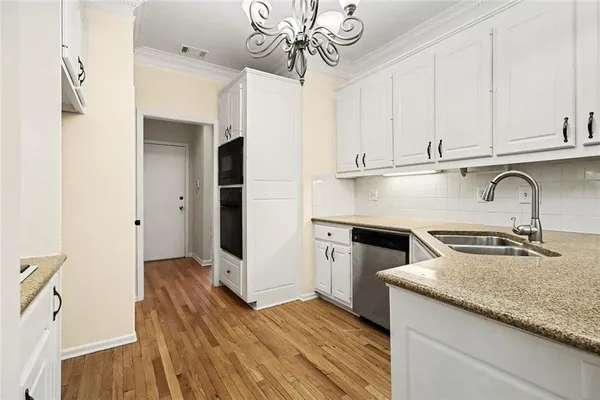 $439,900 | 3124 Sherwood Oaks Lane, Decatur, GA 30034