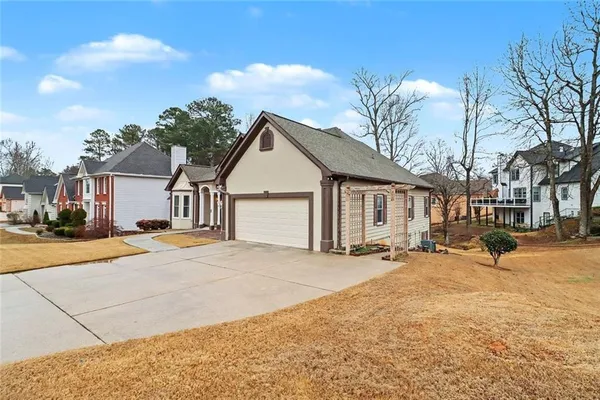 $439,900 | 3124 Sherwood Oaks Lane, Decatur, GA 30034