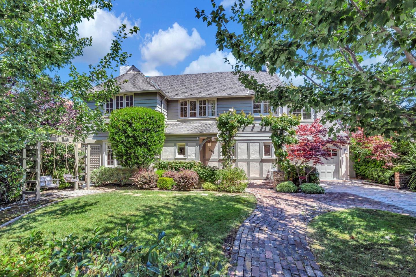 245 Harvard Road San Mateo, CA 94402 - Photo 3 of 63 Gallery Image 3