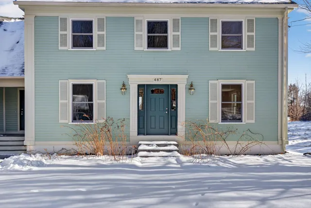 $949,000 | 487 Gray Road, North Yarmouth, ME 04097