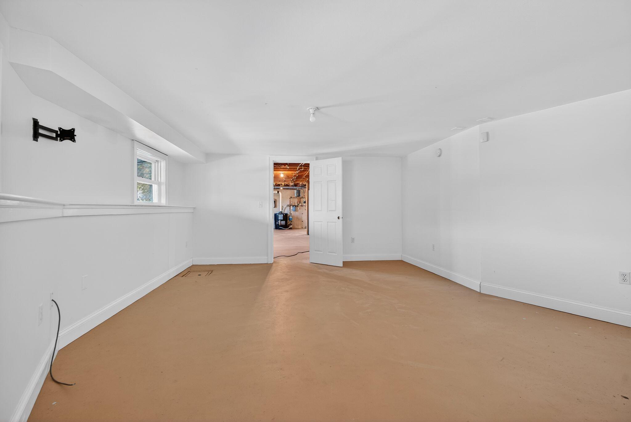 487 Gray Road North Yarmouth, ME 04097 - Photo 33 of 49 64_DSC02678