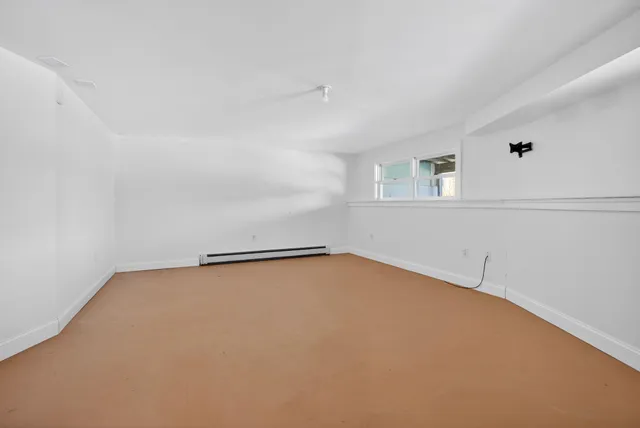 $949,000 | 487 Gray Road, North Yarmouth, ME 04097