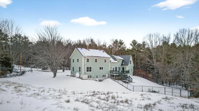 $949,000 | 487 Gray Road, North Yarmouth, ME 04097