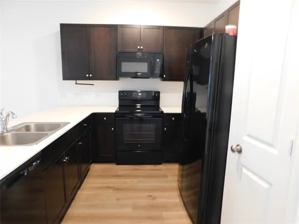 $1,695 | 340 The Bad Way, Jarrell, TX 76537