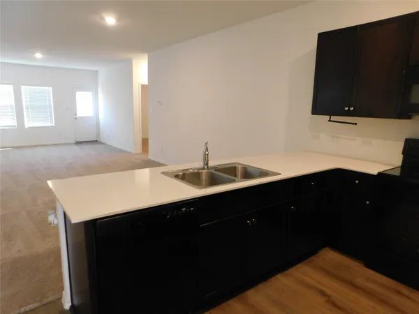 $1,695 | 340 The Bad Way, Jarrell, TX 76537