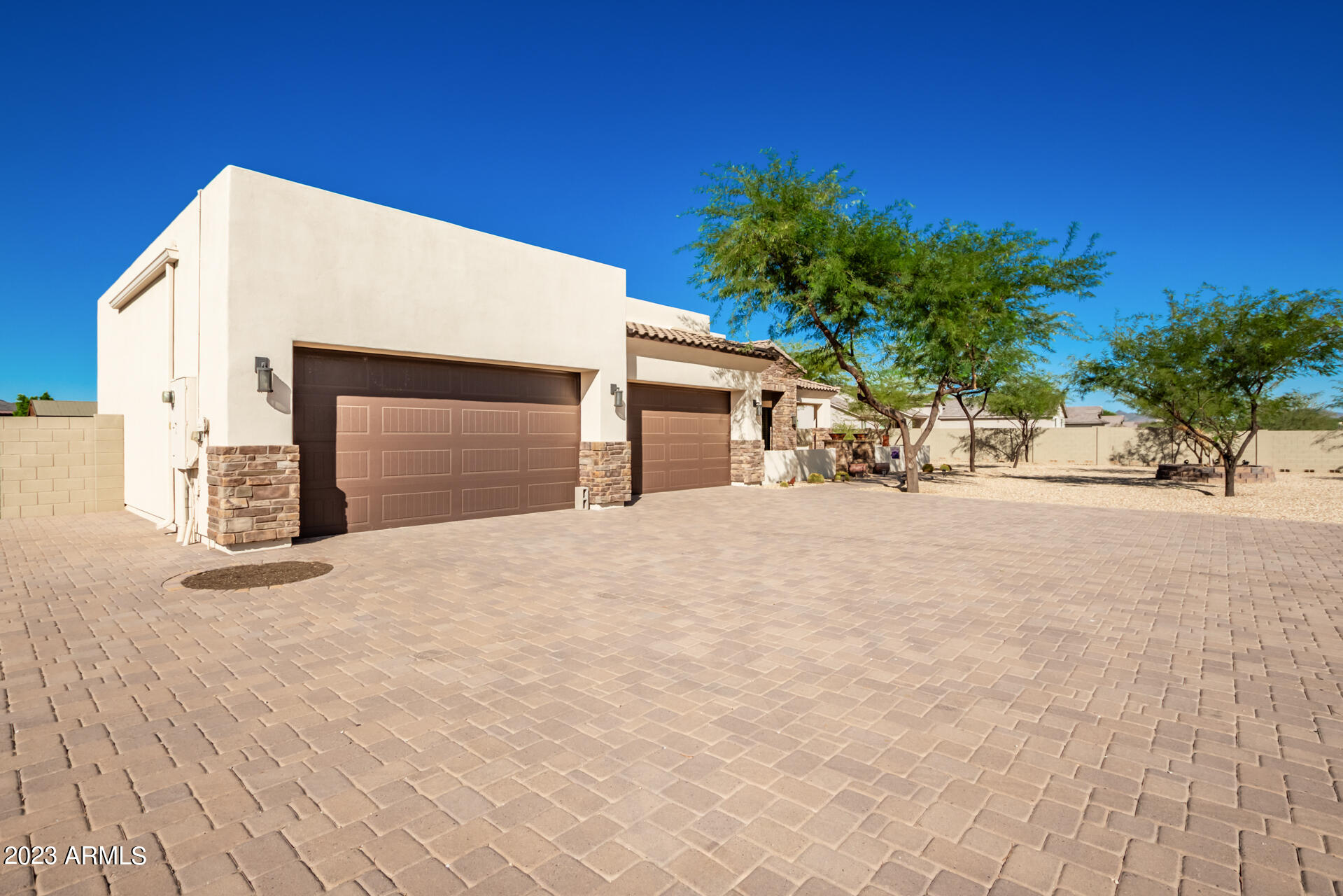 1806 West Tamar Road Phoenix, AZ 85086 - Photo 12 of 129 17 - Tamar
