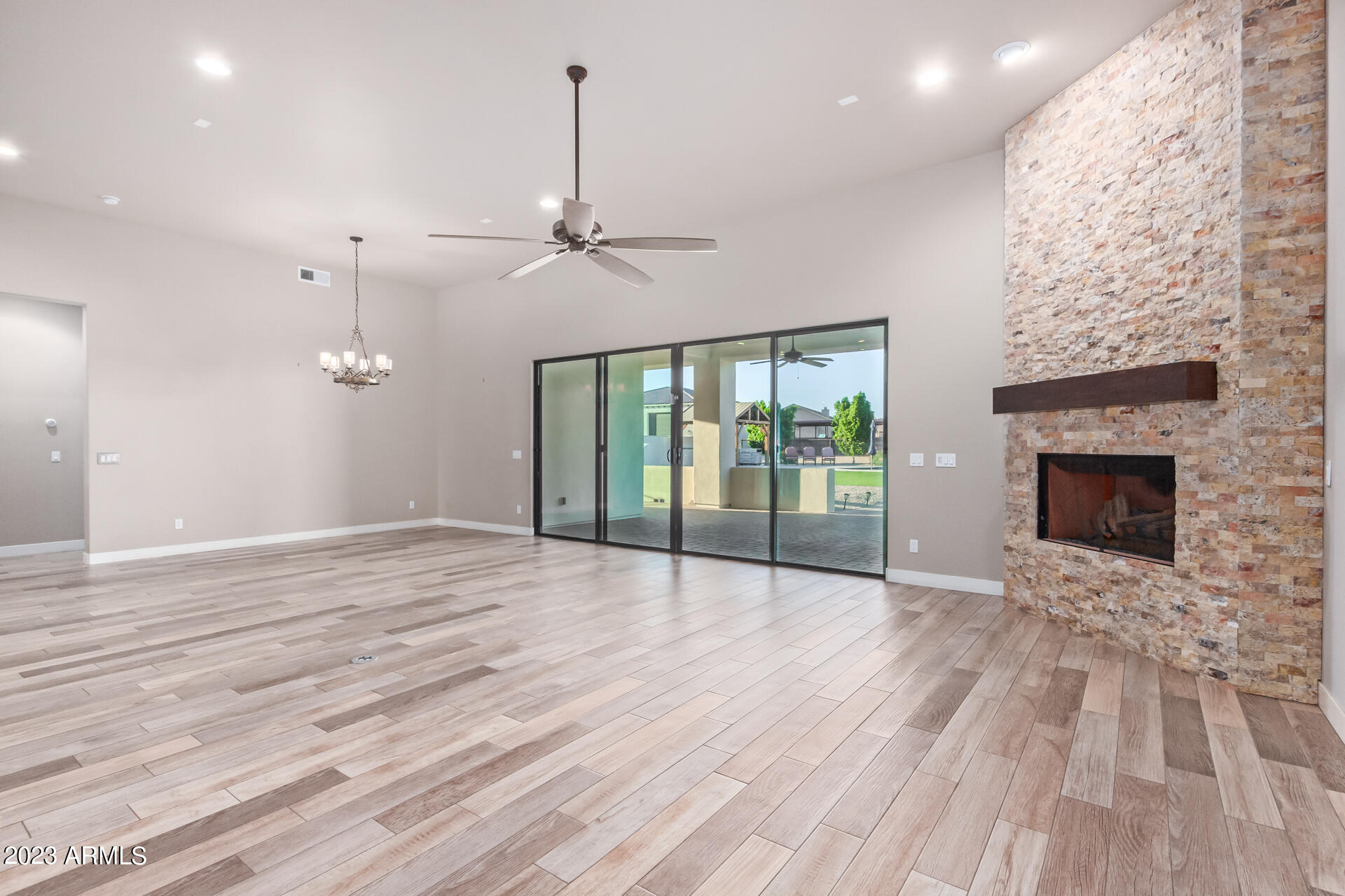 1806 West Tamar Road Phoenix, AZ 85086 - Photo 24 of 129 31 - Tamar