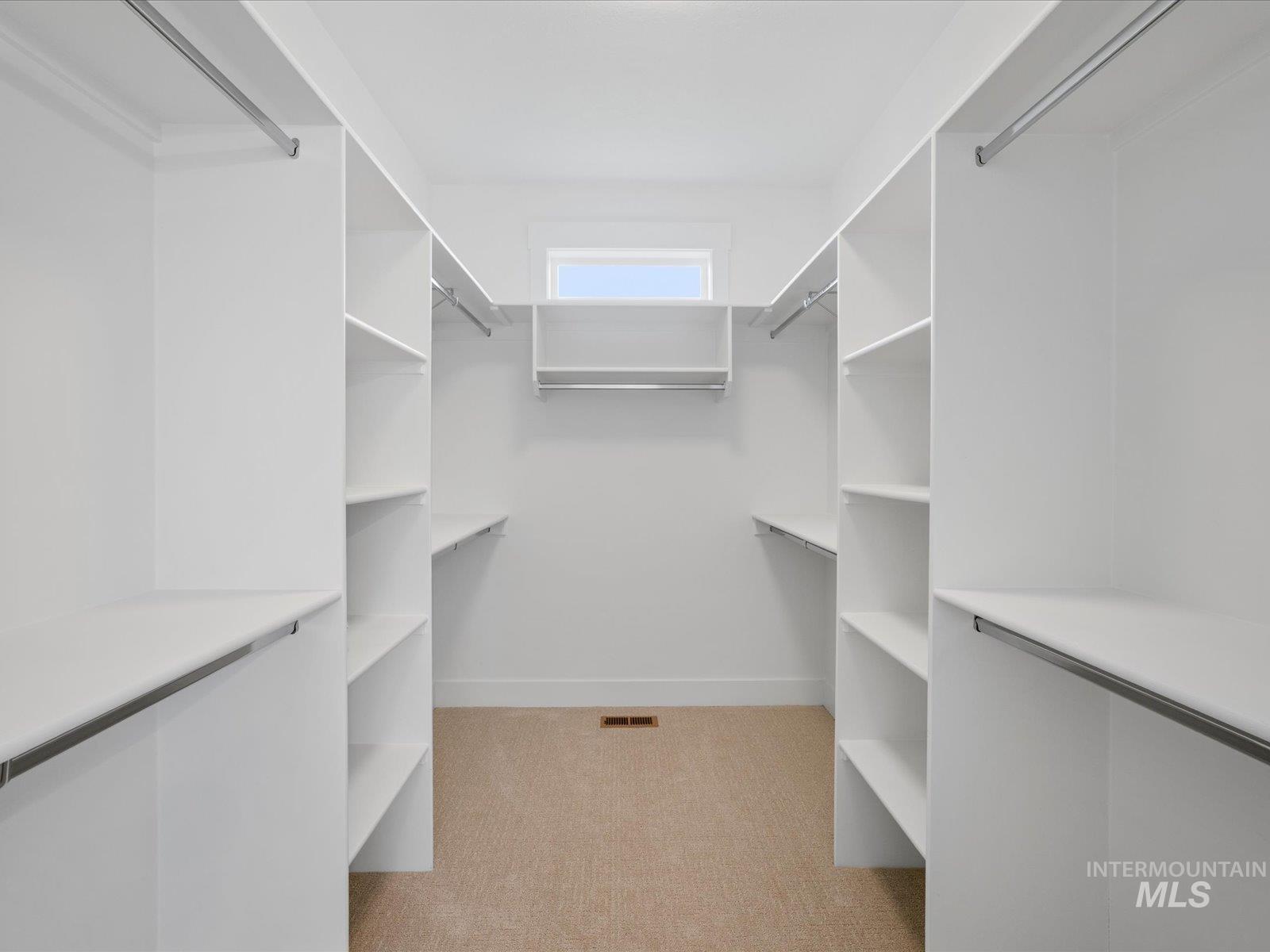 295 South Gearbox Way Boise, ID 83716 - Photo 12 of 13