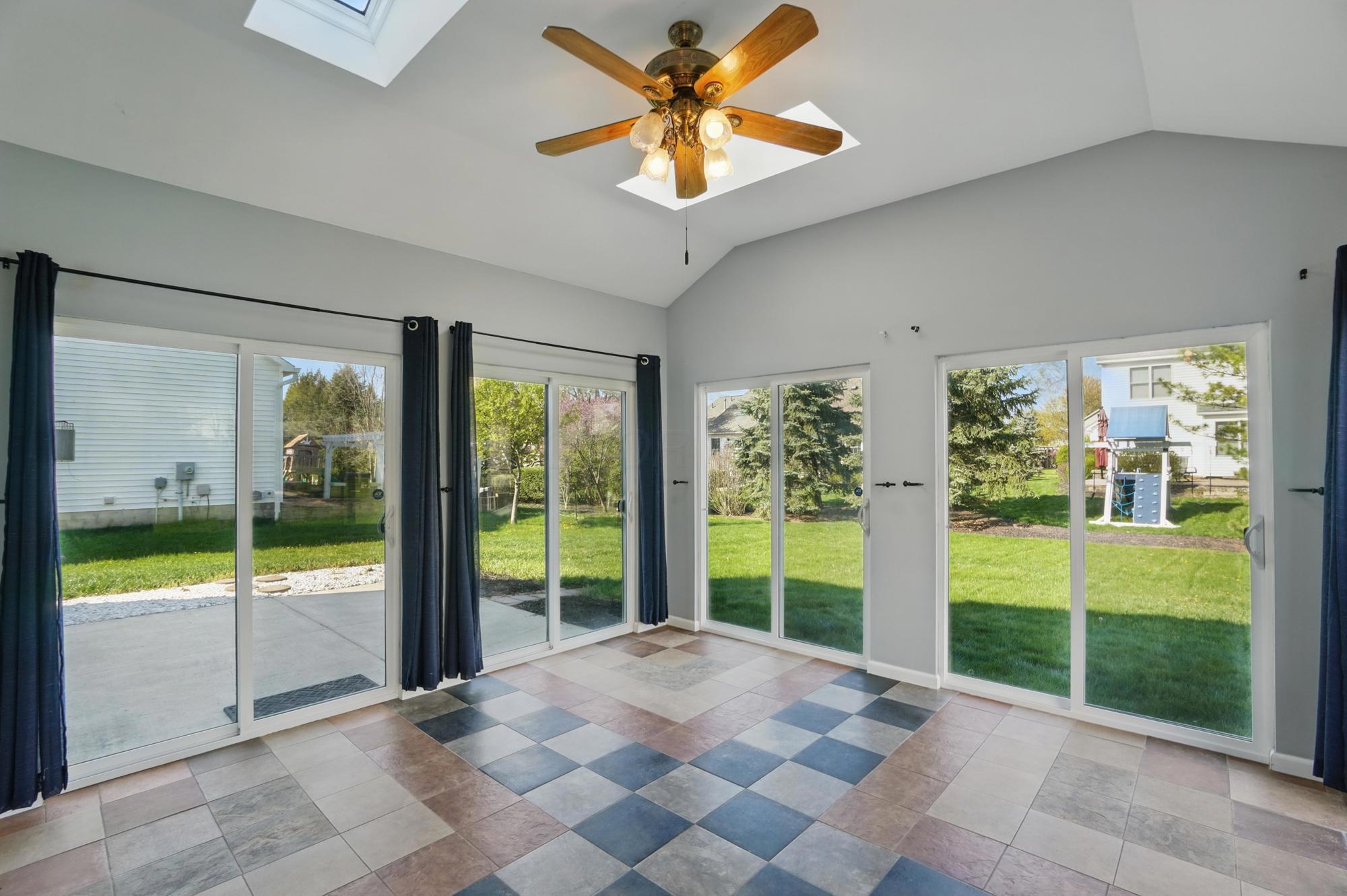 4135 Leppert Road Hilliard, OH 43026 - Photo 28 of 58 029