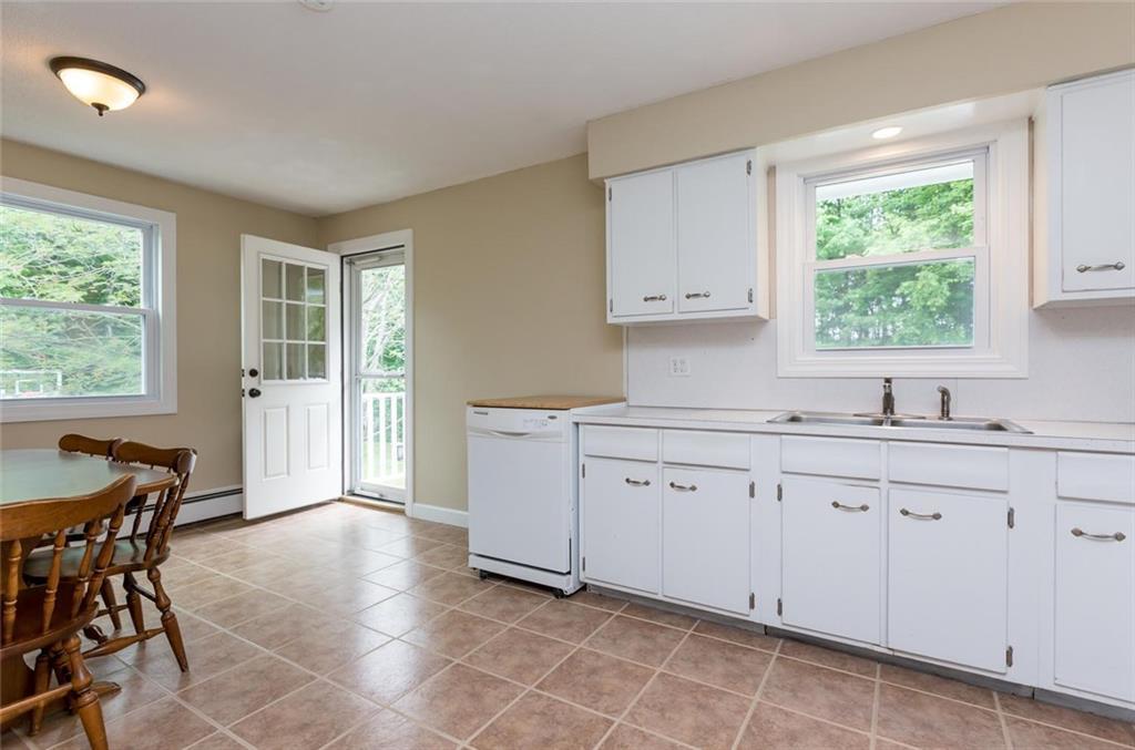 76 Broadturn Road Scarborough, ME 04074 - Photo 9 of 34 Photo