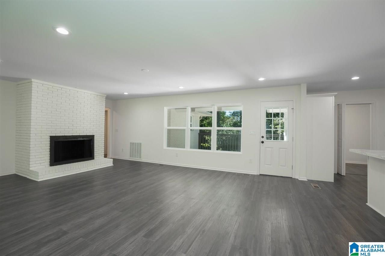 712 3rd Terrace Pleasant Grove, AL 35127 - Photo 7 of 8