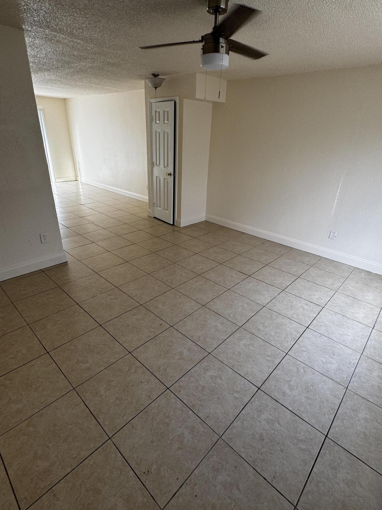 1641 West 27th Street, Unit D Riviera Beach, FL 33404 - Photo 6 of 14 living space