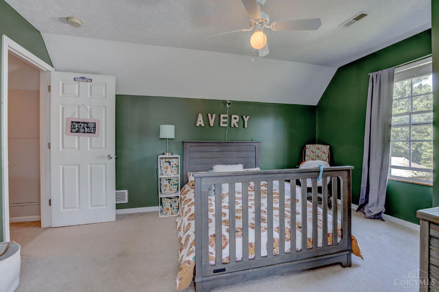 6812 Taylor Road Cincinnati, OH 45248 - Photo 32 of 44