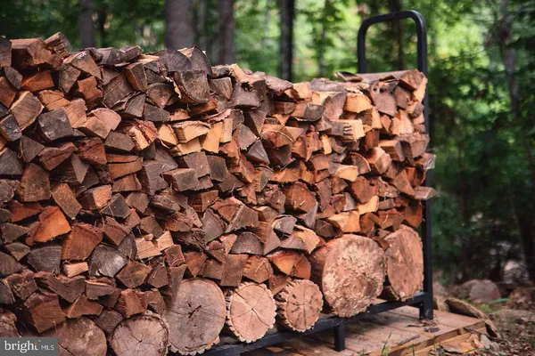 $430,000 | 150 White Dogwood Place, Harpers Ferry, WV 25425