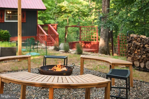 $430,000 | 150 White Dogwood Place, Harpers Ferry, WV 25425