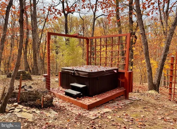 $430,000 | 150 White Dogwood Place, Harpers Ferry, WV 25425